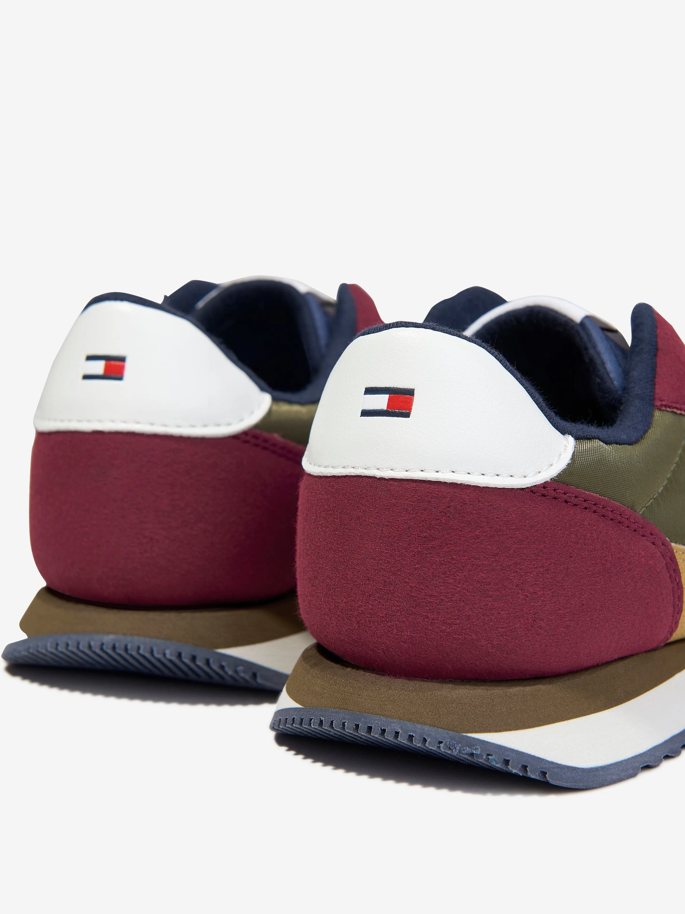 Tommy Hilfiger Kids Flag Low Cut Lace-Up Trainers in Multicoloured